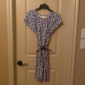 Dress with tie belt